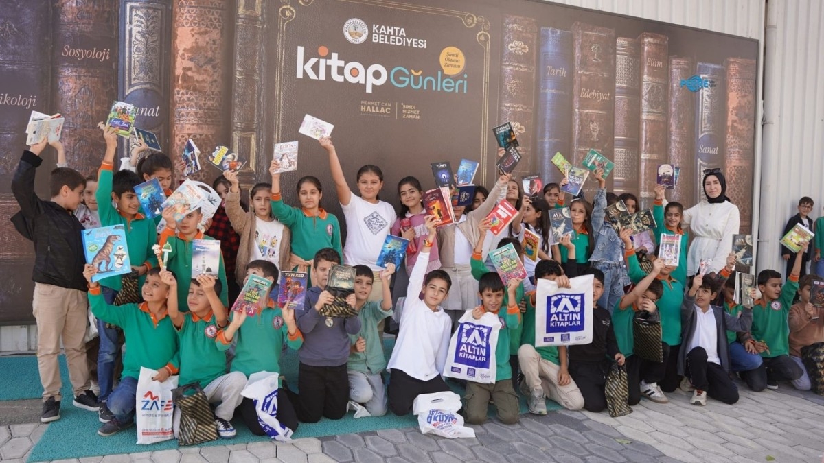 Kahta Kitap Günleri sona erdi: 40 bin kitap satıldı, basın mensuplarına plaket verildi